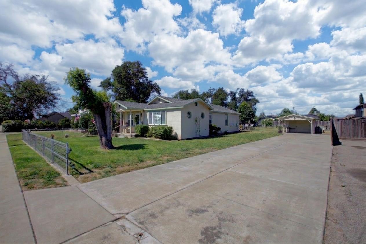 343 Poplar Ave, Manteca, CA 95336