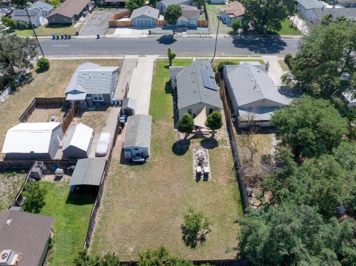 343 Poplar Ave, Manteca, CA 95336