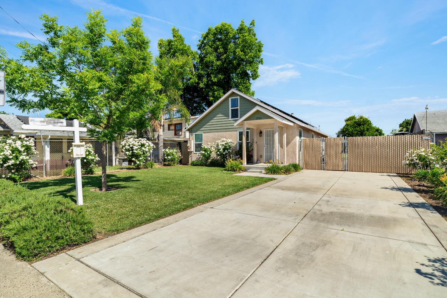 3761 Arizona Ave, Riverbank, CA 95367