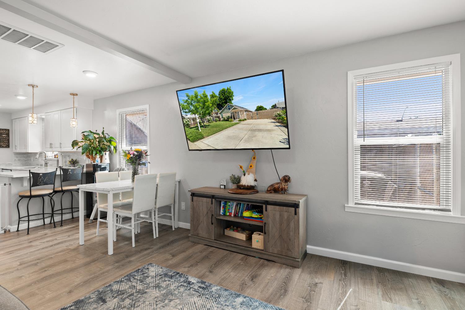 3761 Arizona Ave, Riverbank, CA 95367