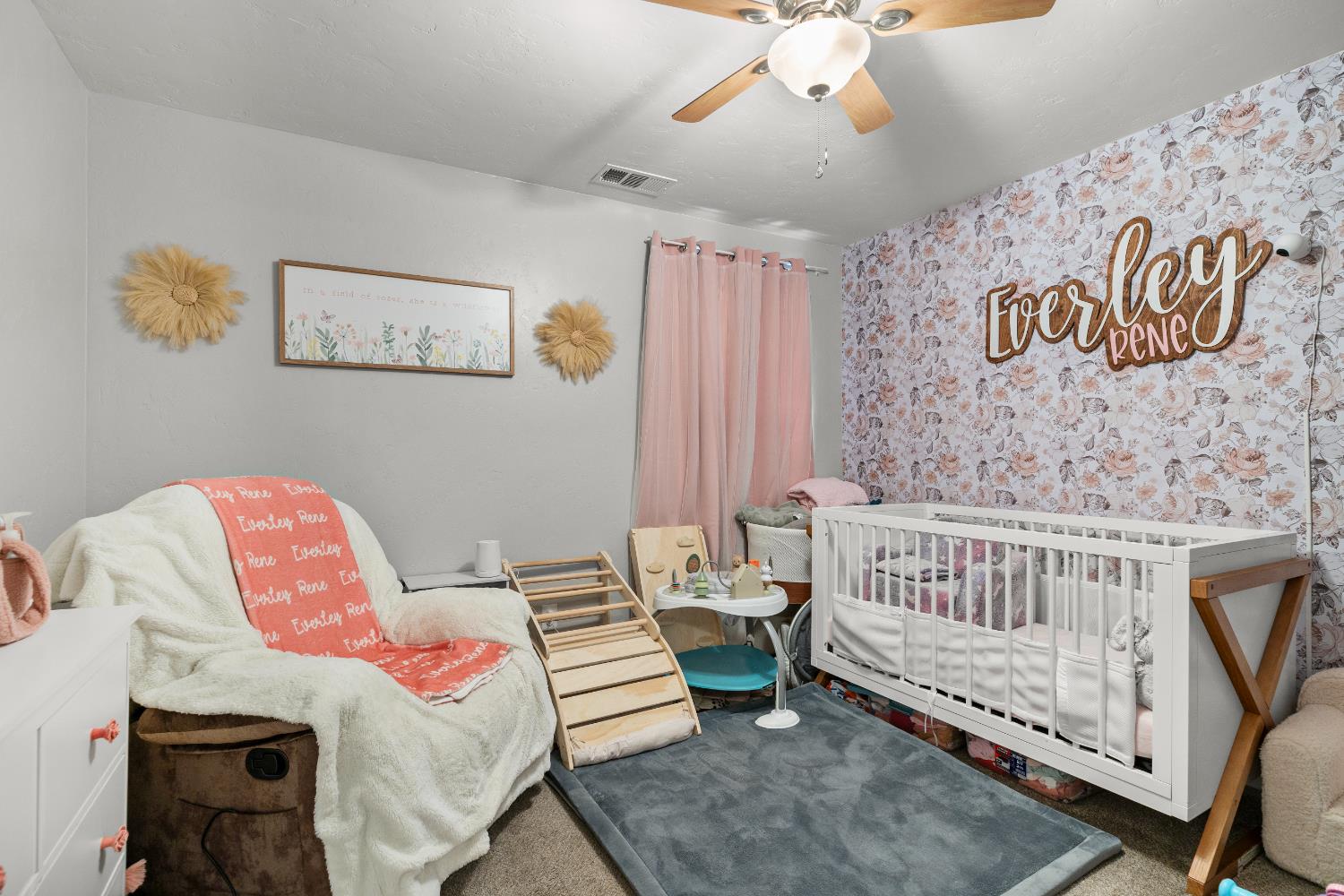 3761 Arizona Ave, Riverbank, CA 95367