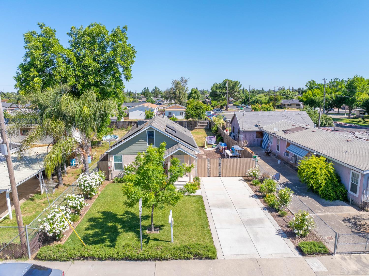 3761 Arizona Ave, Riverbank, CA 95367