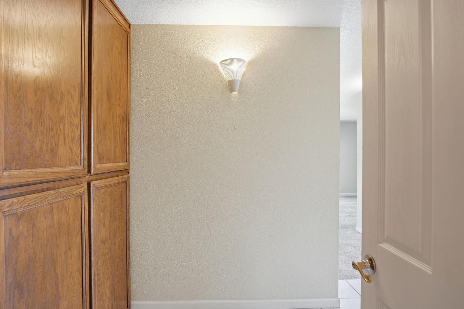 6701 Arrowwood Dr, Riverbank, CA 95367