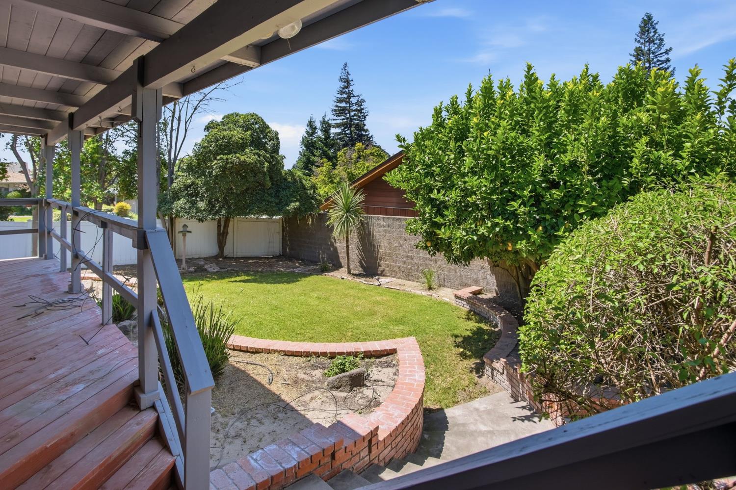 6701 Arrowwood Dr, Riverbank, CA 95367