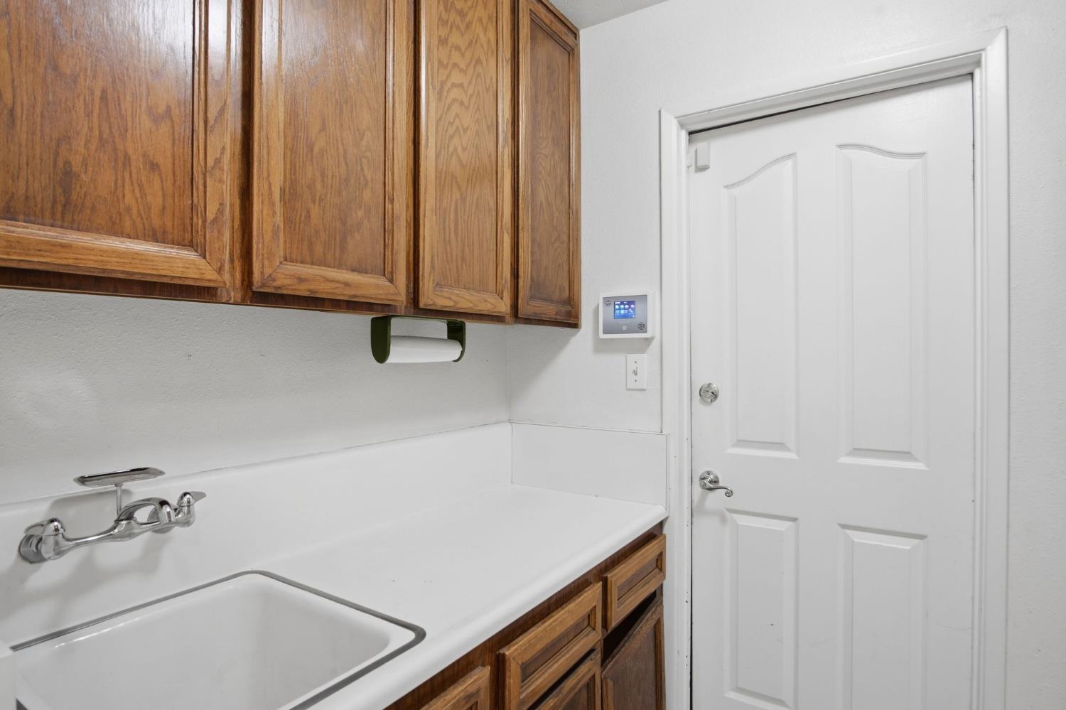 6701 Arrowwood Dr, Riverbank, CA 95367