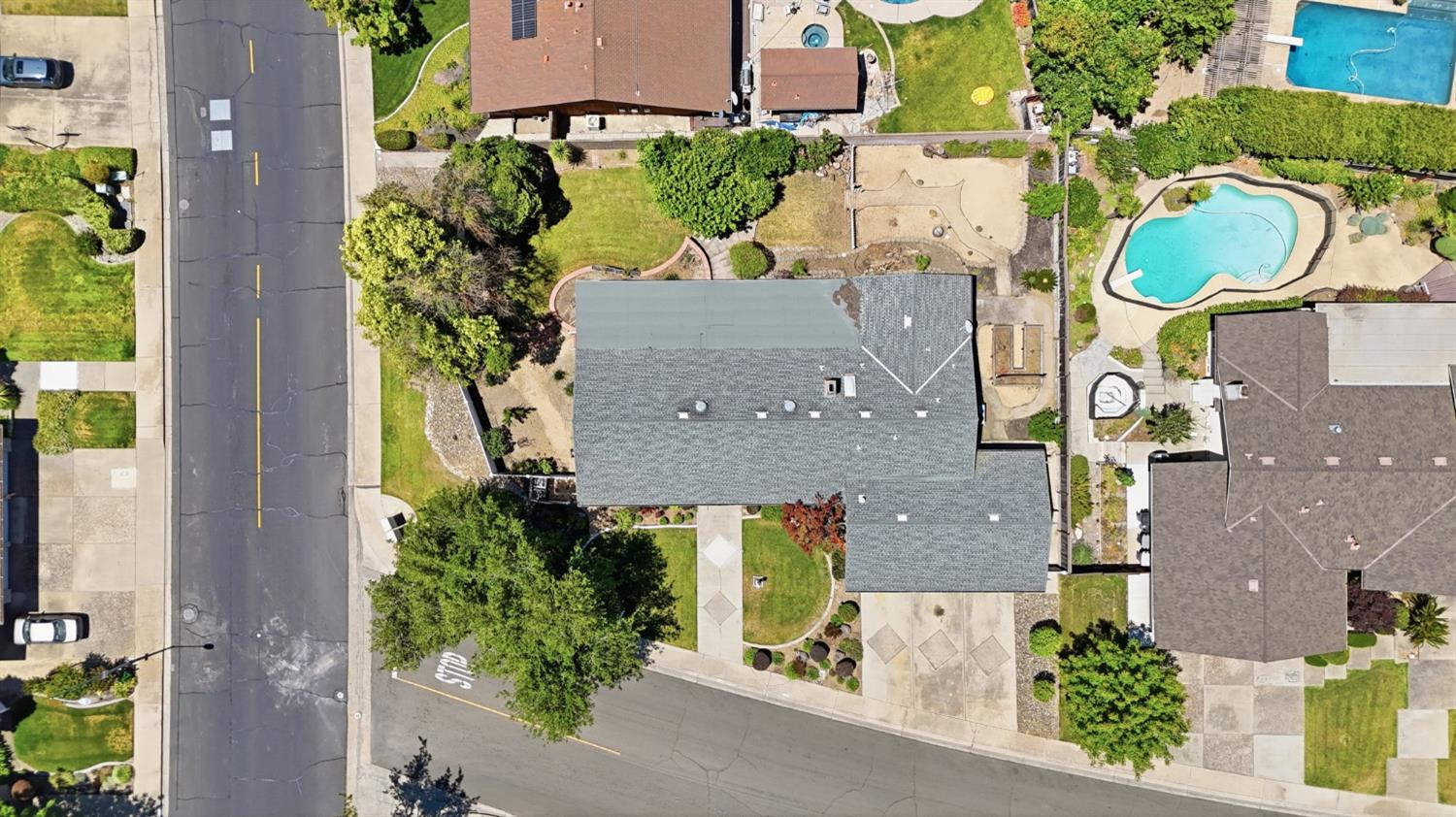 6701 Arrowwood Dr, Riverbank, CA 95367