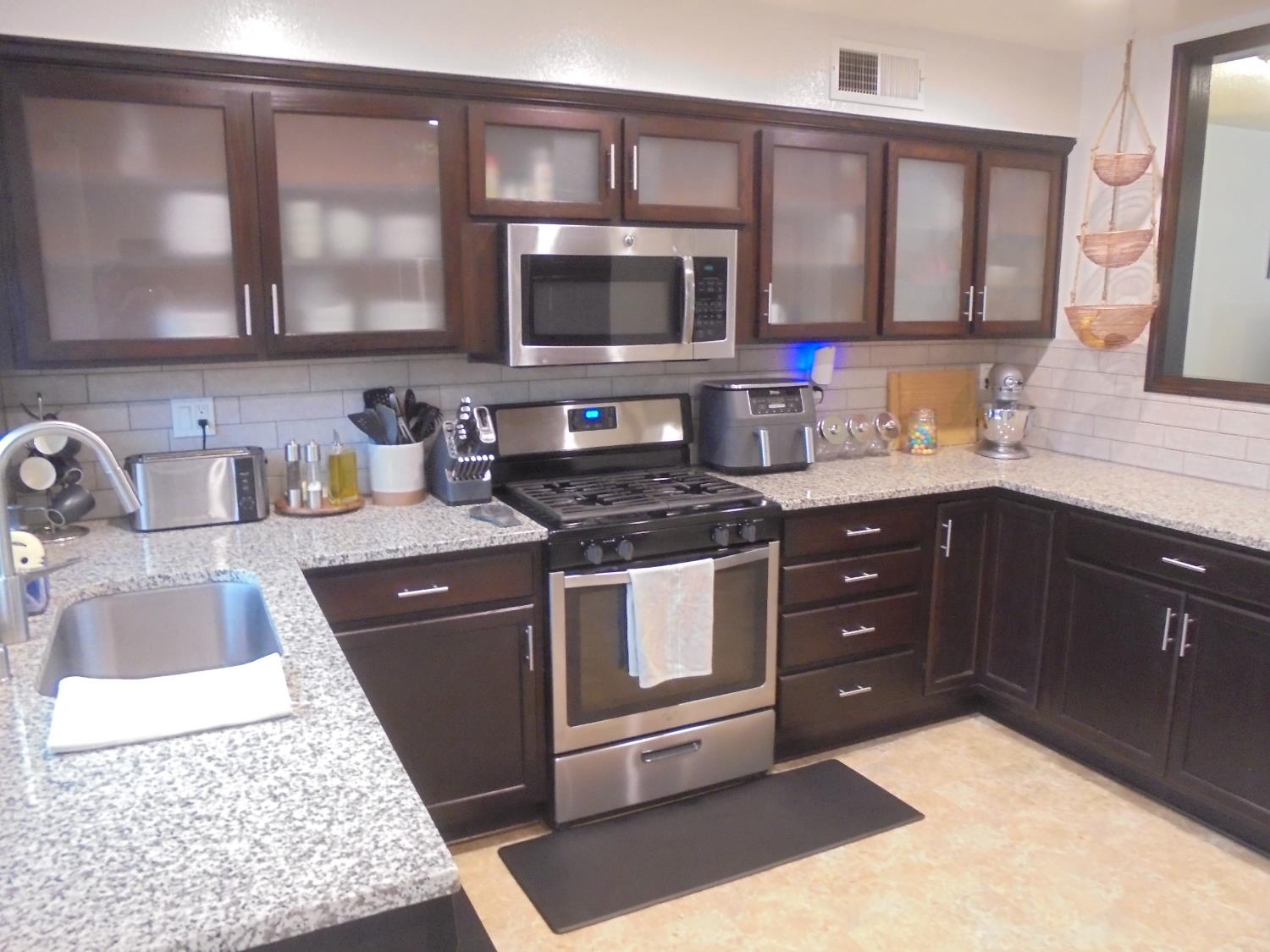 617 W Granger #46, Modesto, CA 95350