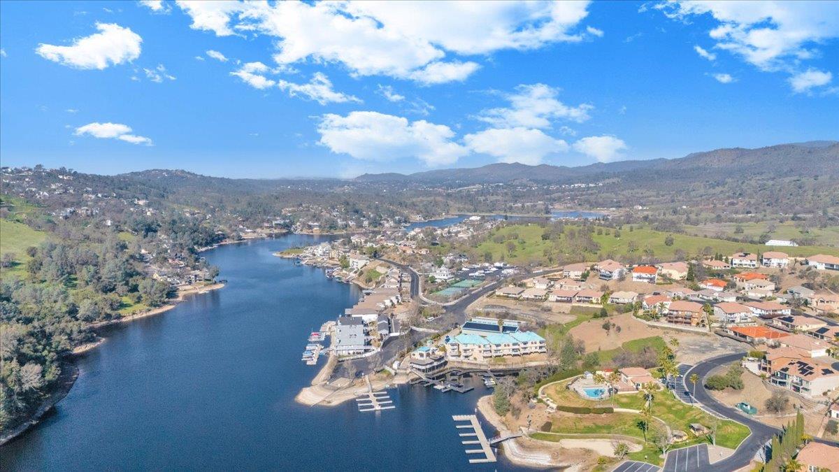 133 Palisades Pl, Copperopolis, CA 95228