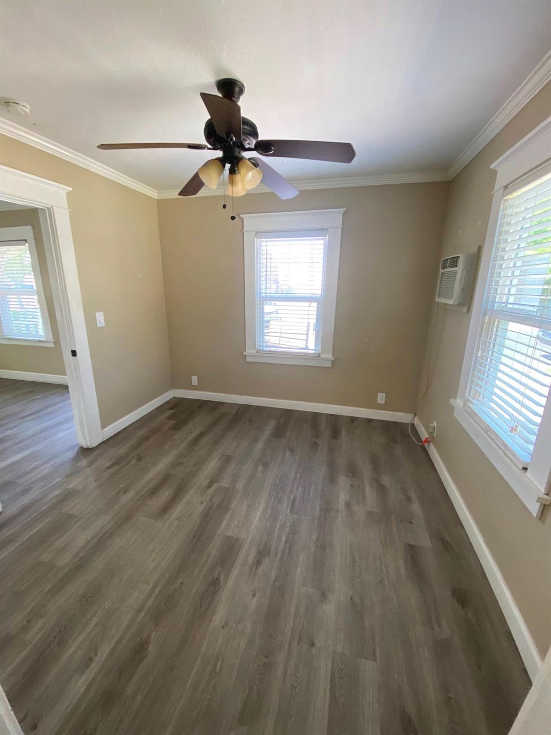 112 Almond Ave, Modesto, CA 95354