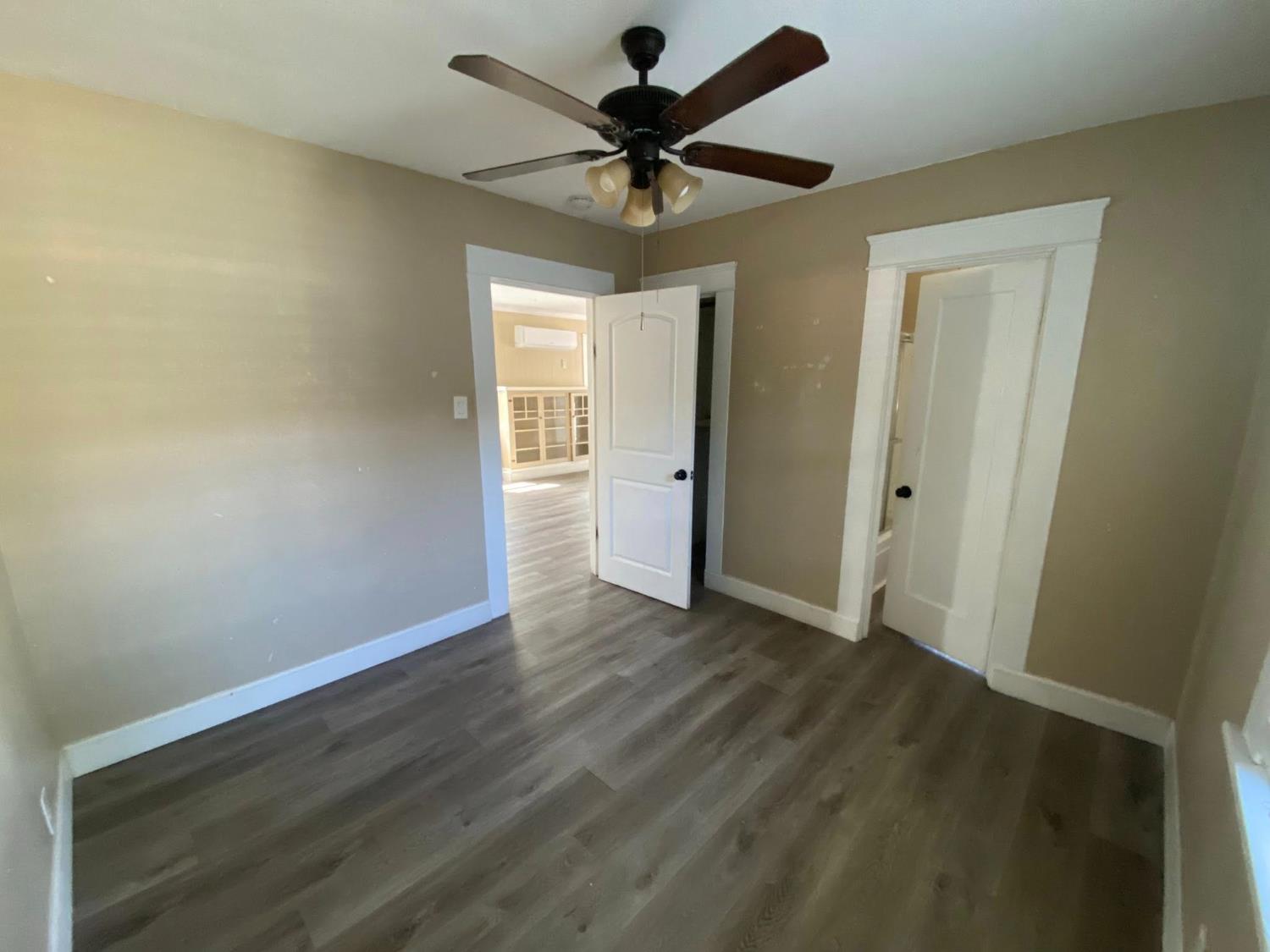 112 Almond Ave, Modesto, CA 95354