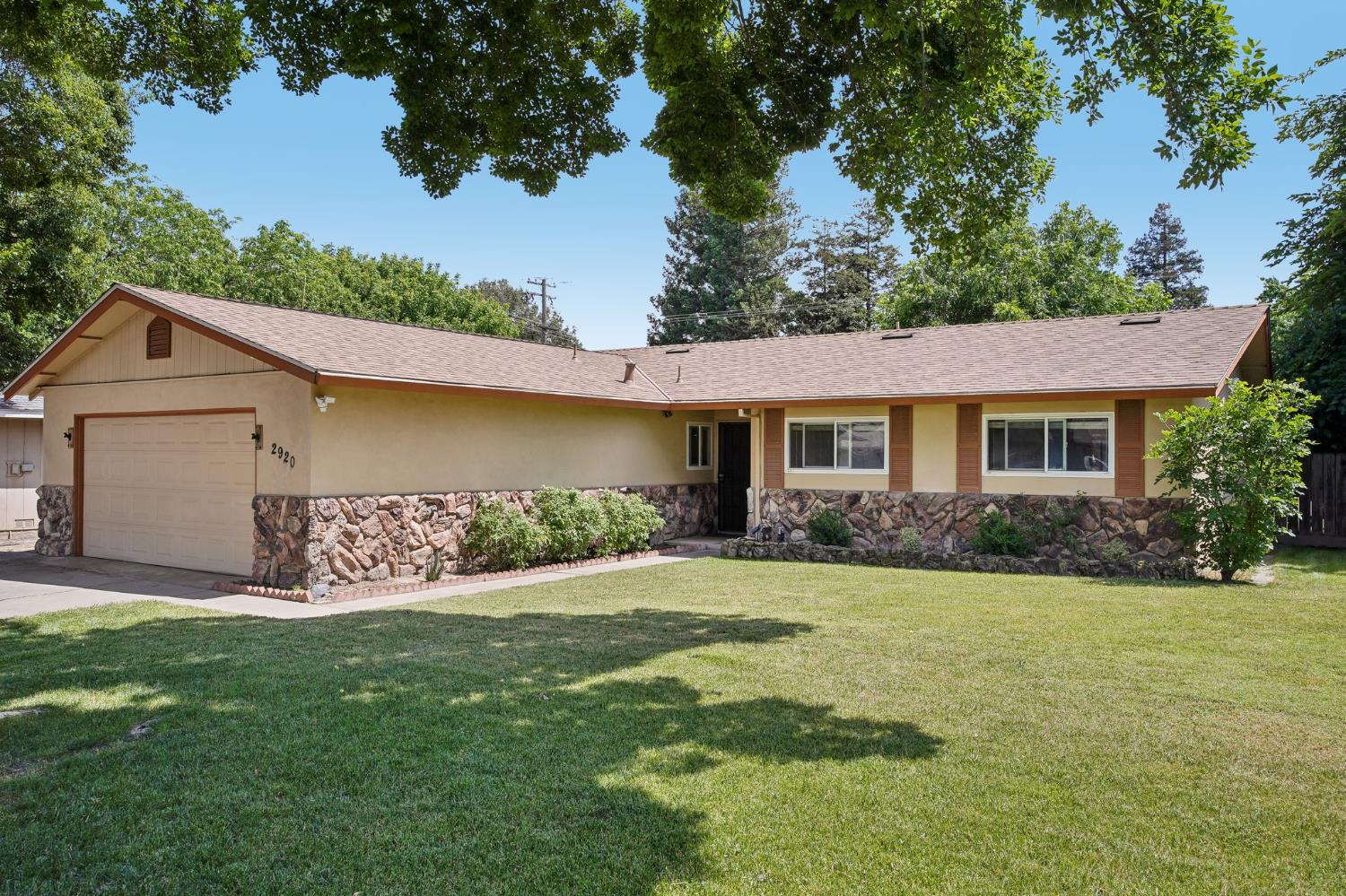 2920 Laramie Dr, Modesto, CA 95355