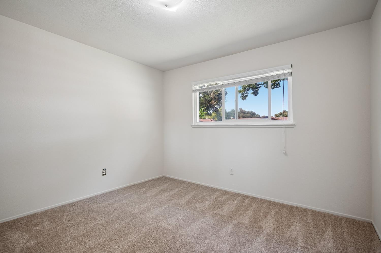 2920 Laramie Dr, Modesto, CA 95355