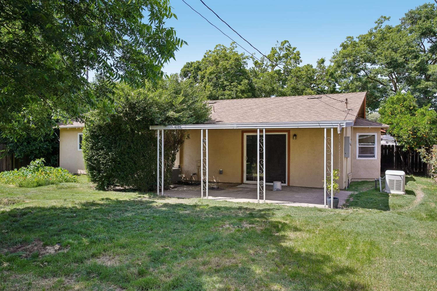 2920 Laramie Dr, Modesto, CA 95355