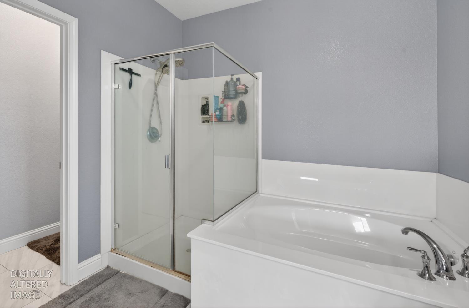 1917 NW Thomas Taylor Dr, Hughson, CA 95326