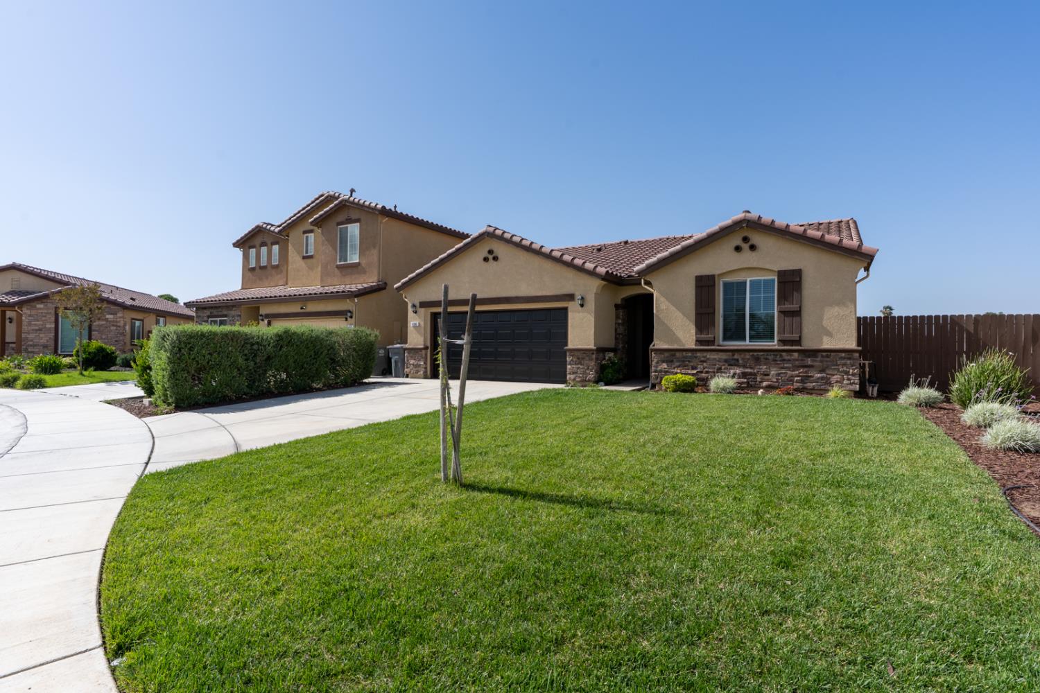 636 Lamoglia St, Los Banos, CA 93635
