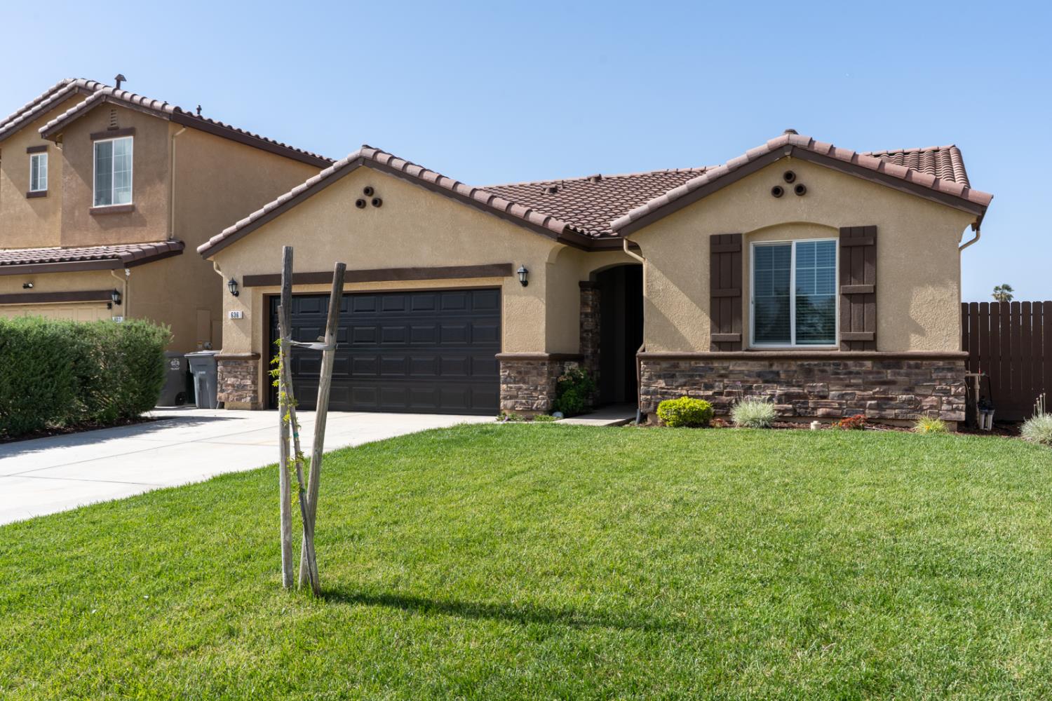 636 Lamoglia St, Los Banos, CA 93635