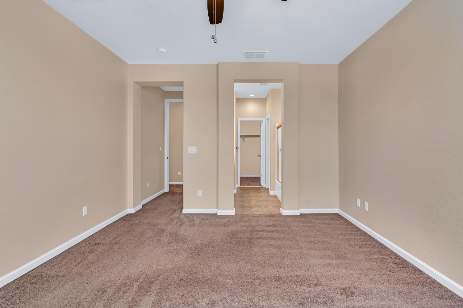 636 Lamoglia St, Los Banos, CA 93635