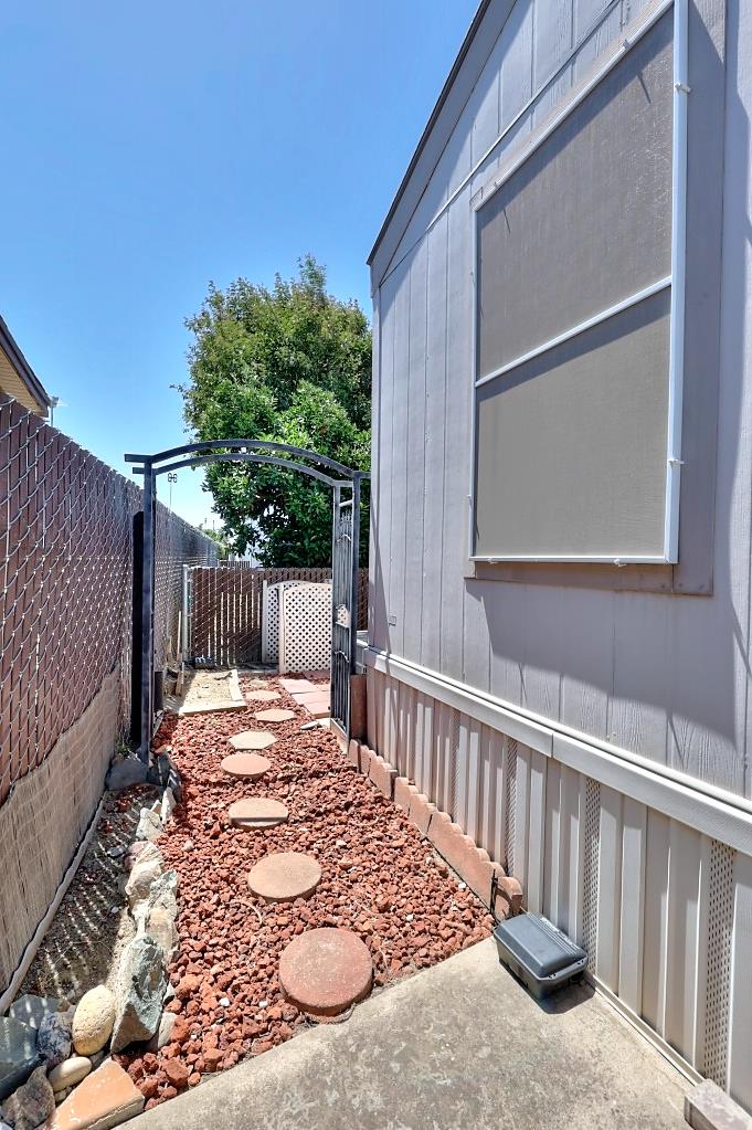 3506 Homestead Way, Ceres, CA 95307