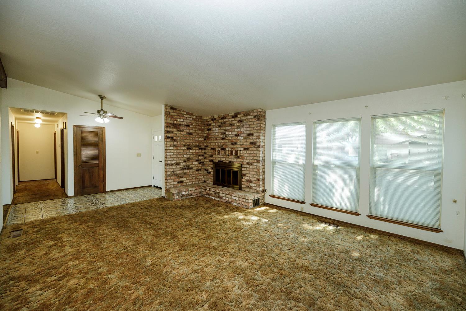 1009 Riesling Dr, Modesto, CA 95351