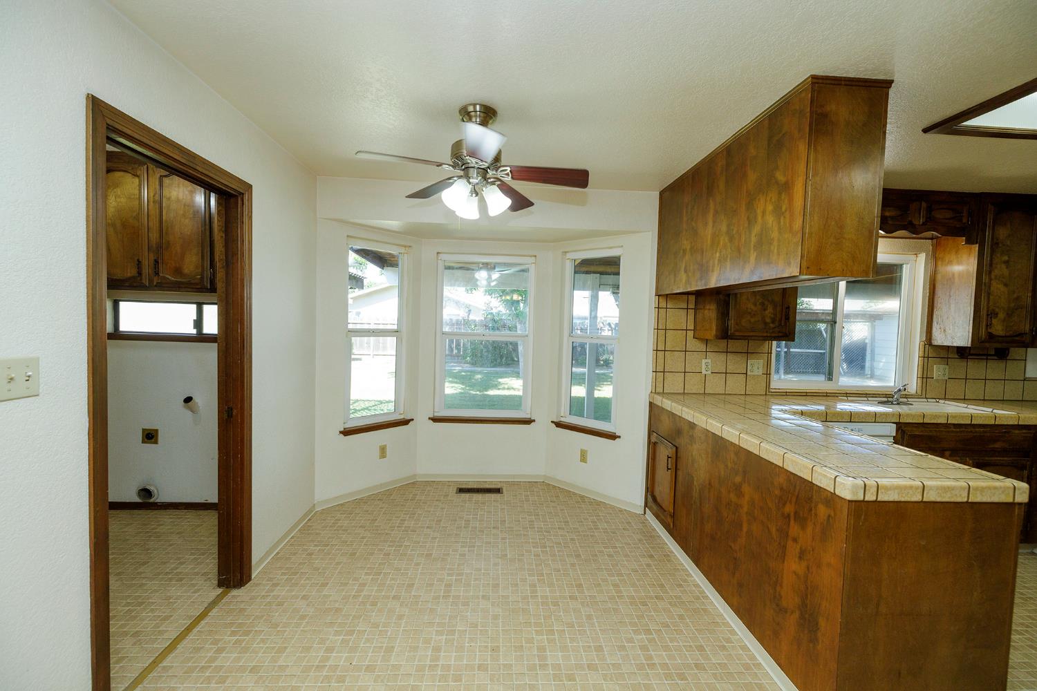 1009 Riesling Dr, Modesto, CA 95351