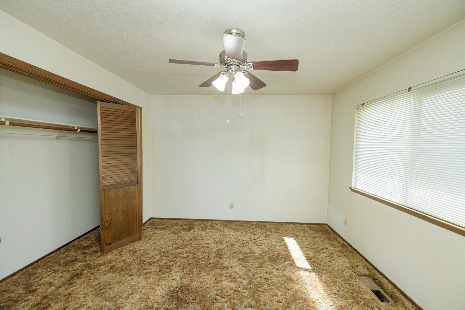 1009 Riesling Dr, Modesto, CA 95351