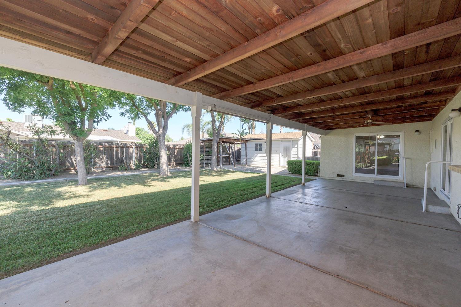 1009 Riesling Dr, Modesto, CA 95351