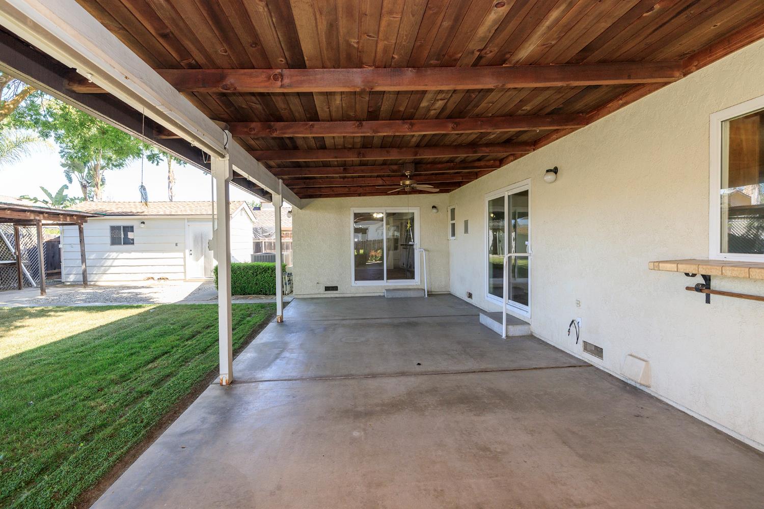 1009 Riesling Dr, Modesto, CA 95351