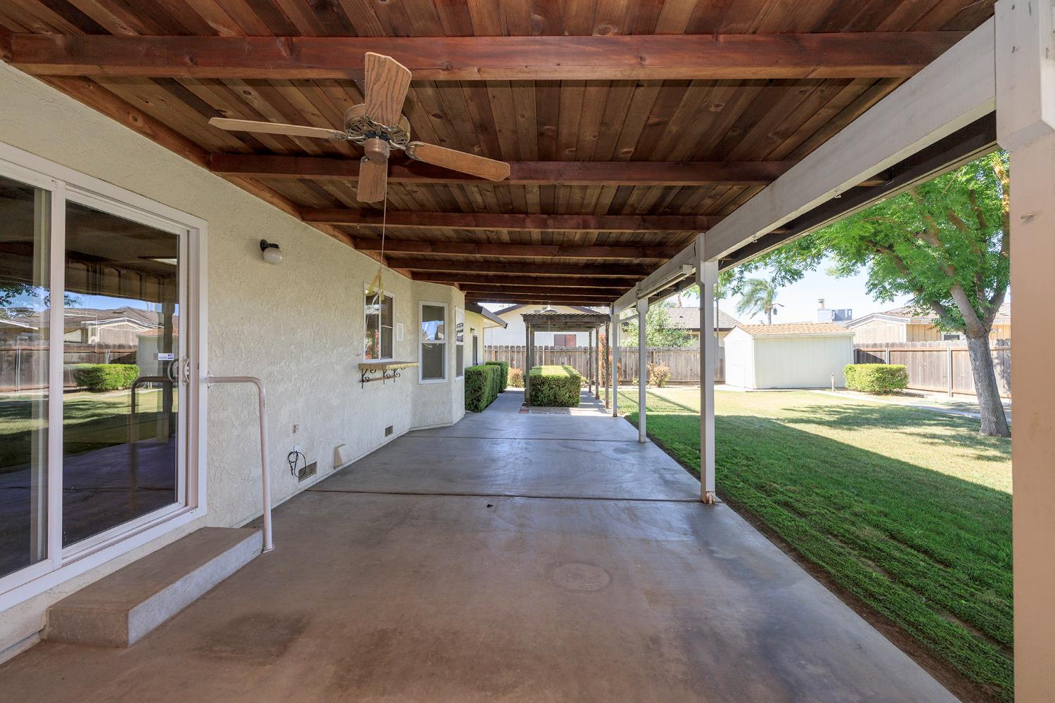 1009 Riesling Dr, Modesto, CA 95351