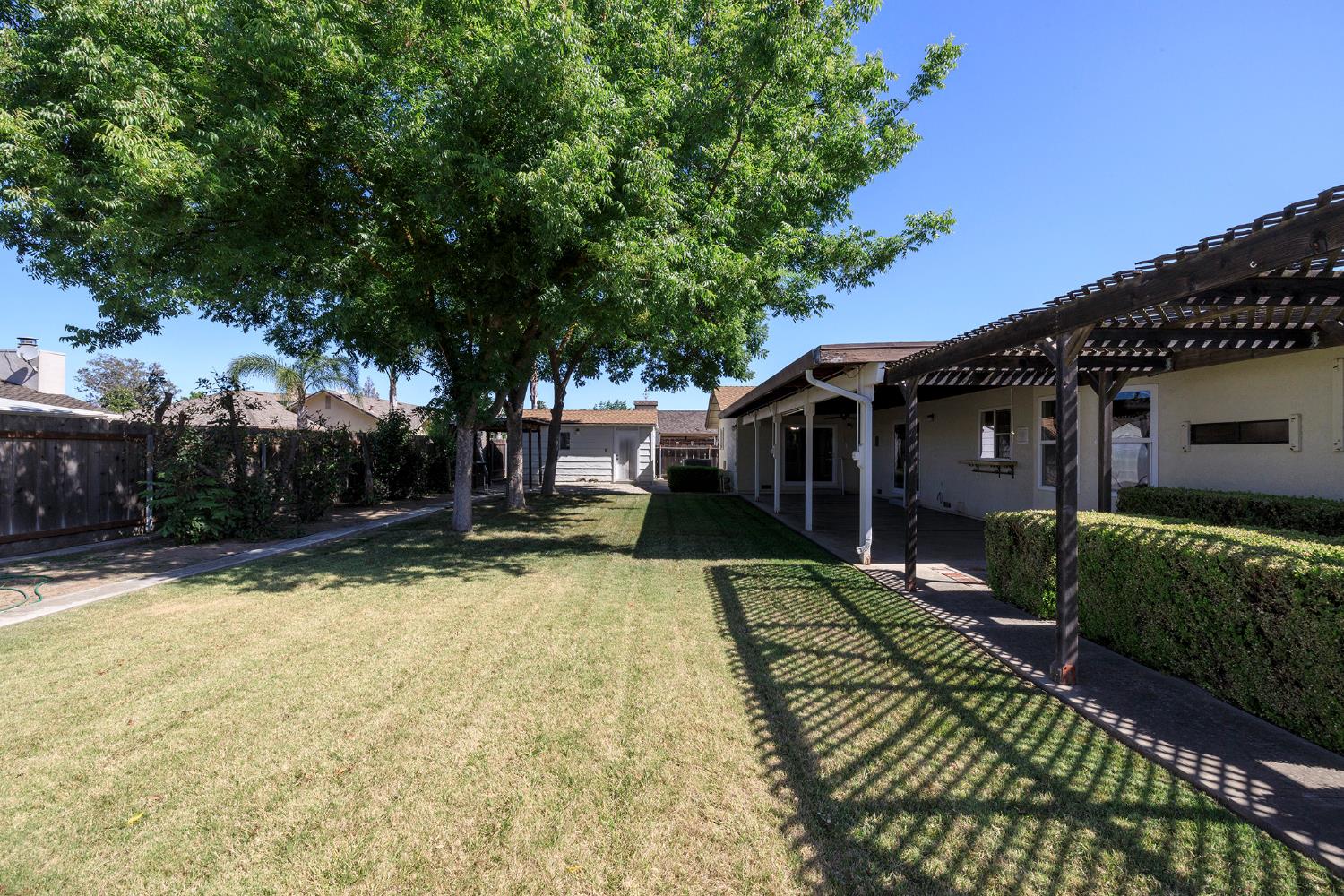 1009 Riesling Dr, Modesto, CA 95351