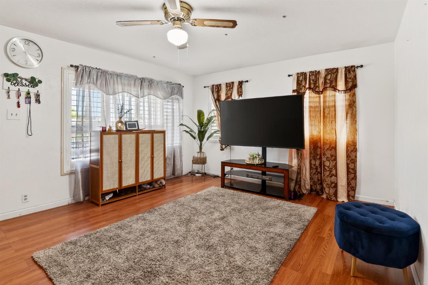 406 E Edison St, Manteca, CA 95336