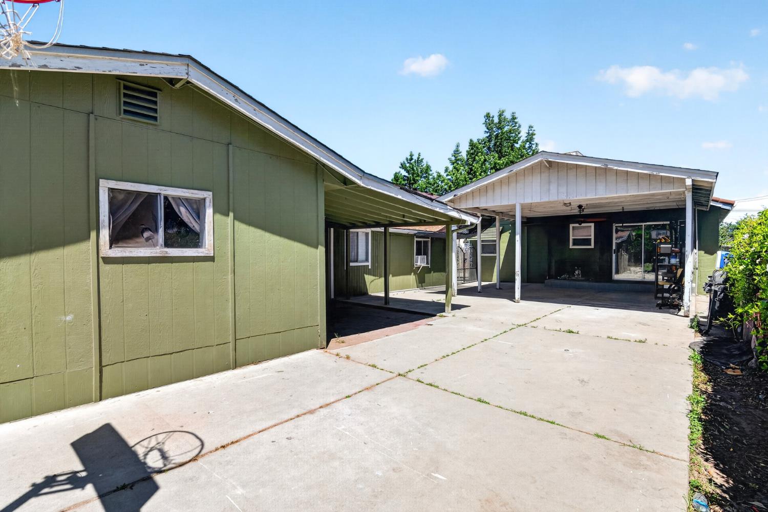 406 E Edison St, Manteca, CA 95336