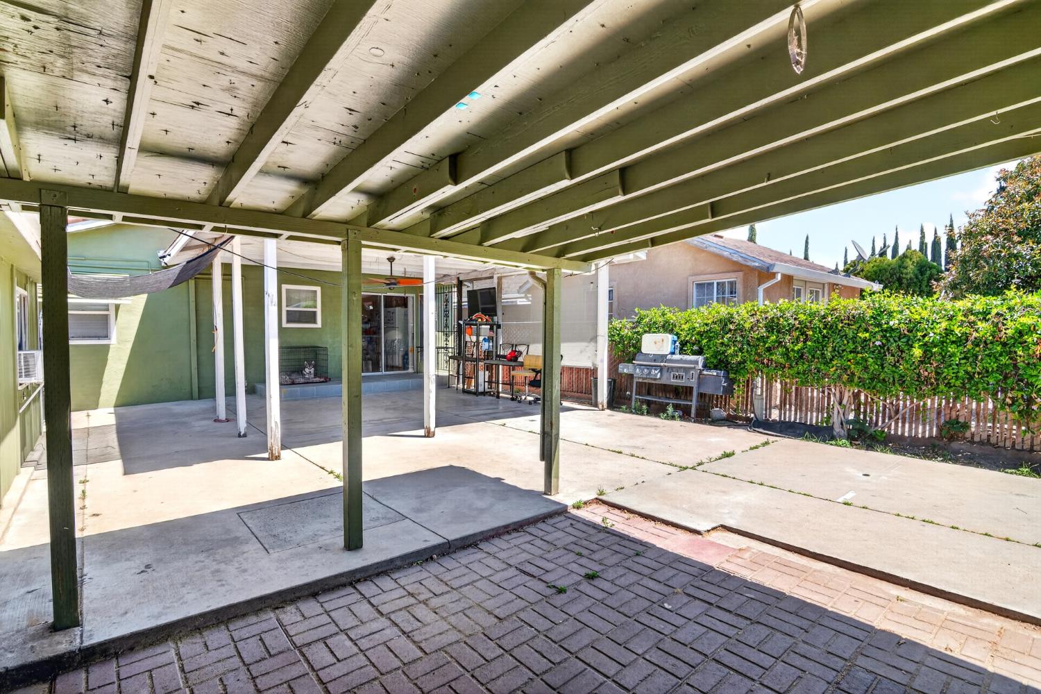 406 E Edison St, Manteca, CA 95336