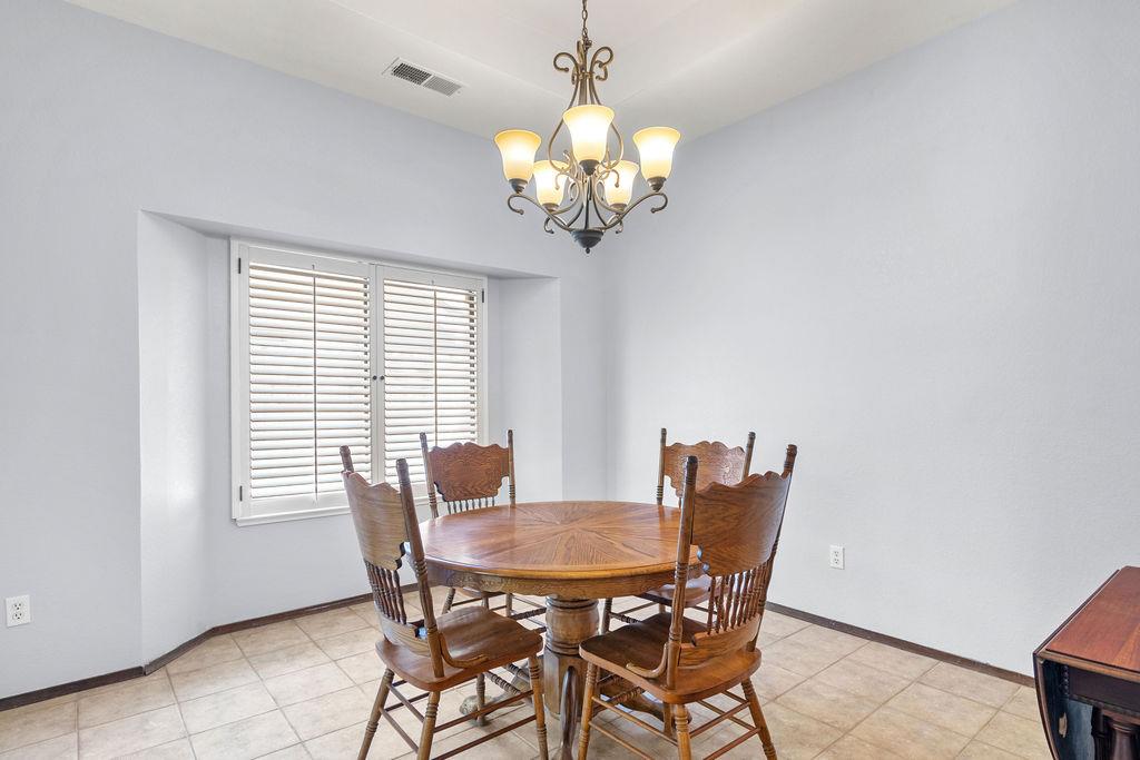 3848 Semallon Dr, Modesto, CA 95356