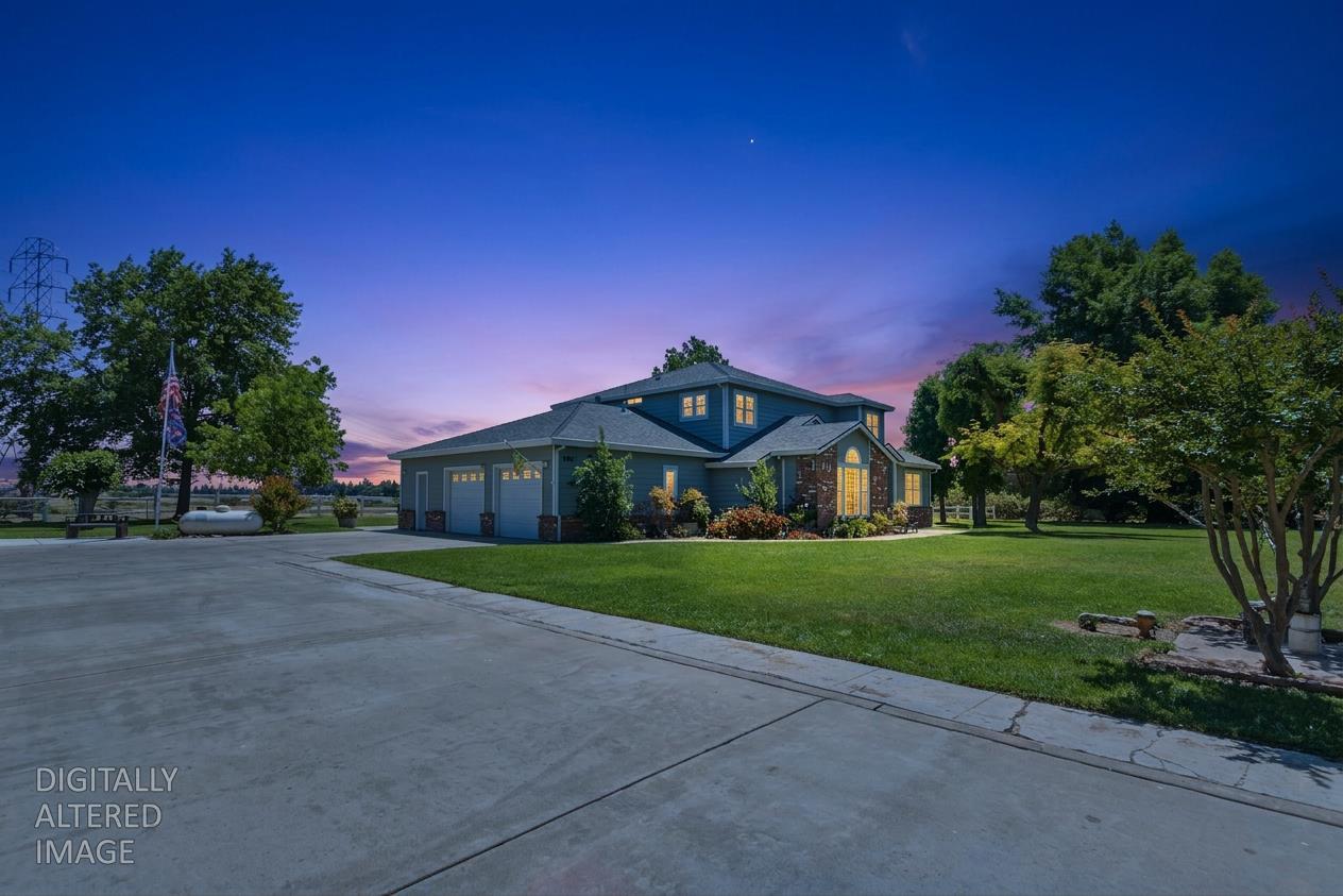 3856 N Gardner, Merced, CA 95340