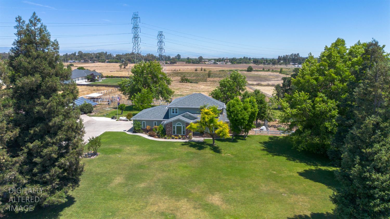 3856 N Gardner, Merced, CA 95340