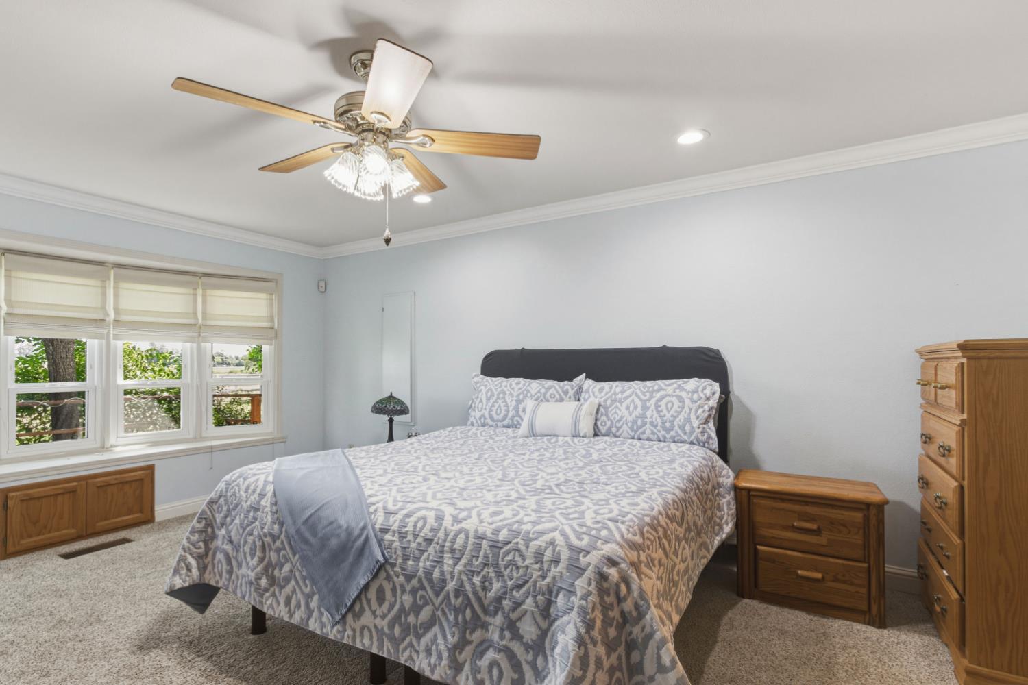 3856 N Gardner, Merced, CA 95340