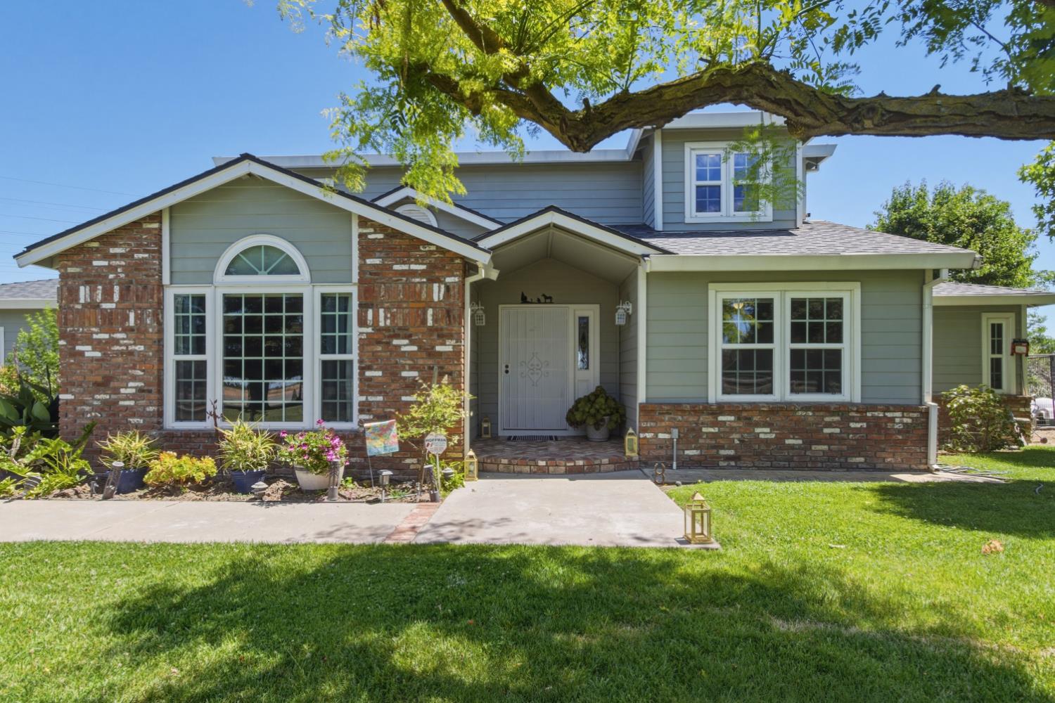 3856 N Gardner, Merced, CA 95340