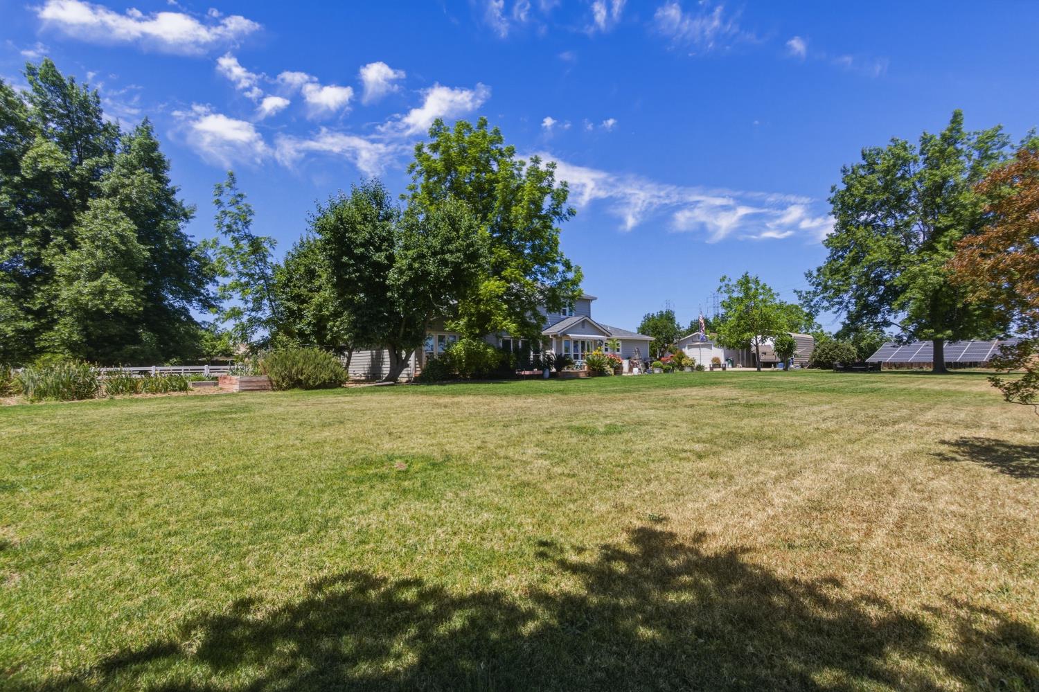 3856 N Gardner, Merced, CA 95340