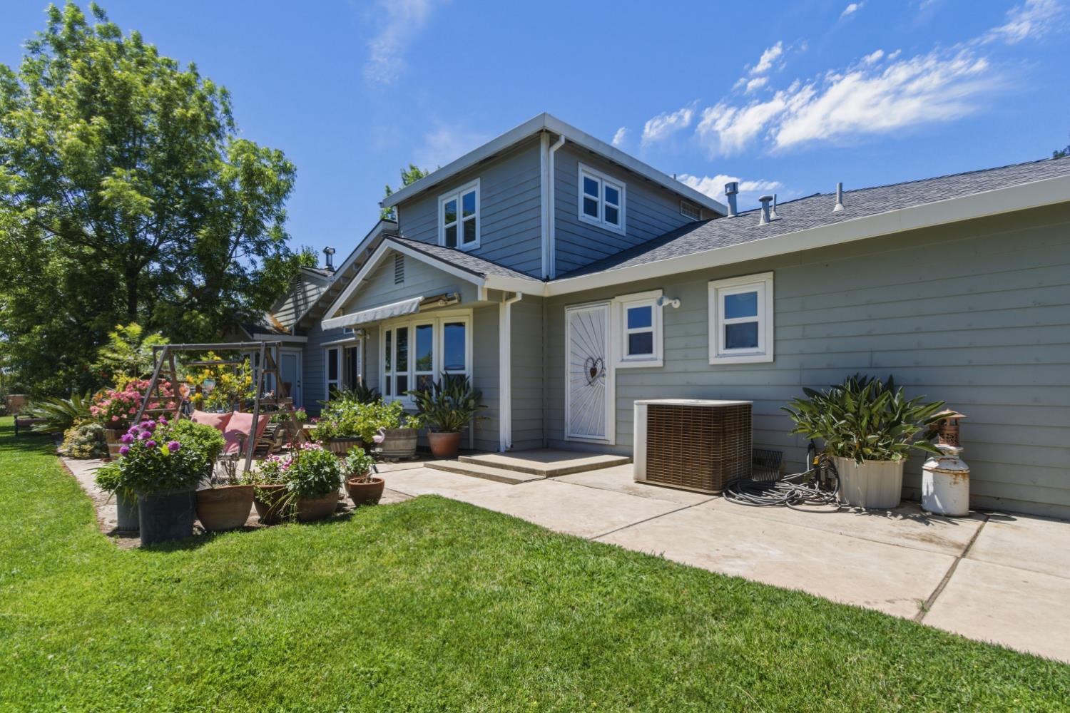 3856 N Gardner, Merced, CA 95340