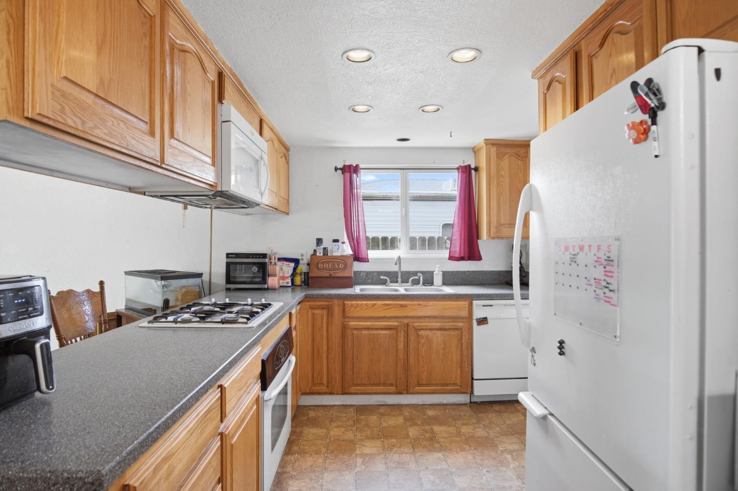 2000 DON PEDRO Rd, Ceres, CA 95307