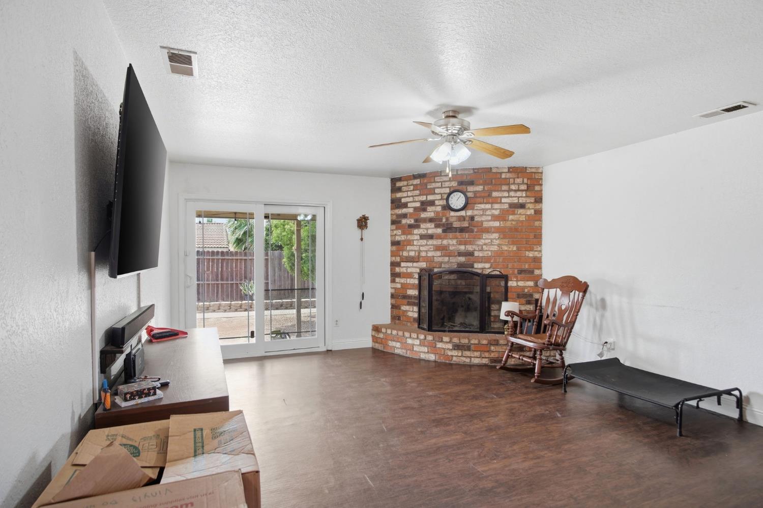 2000 DON PEDRO Rd, Ceres, CA 95307