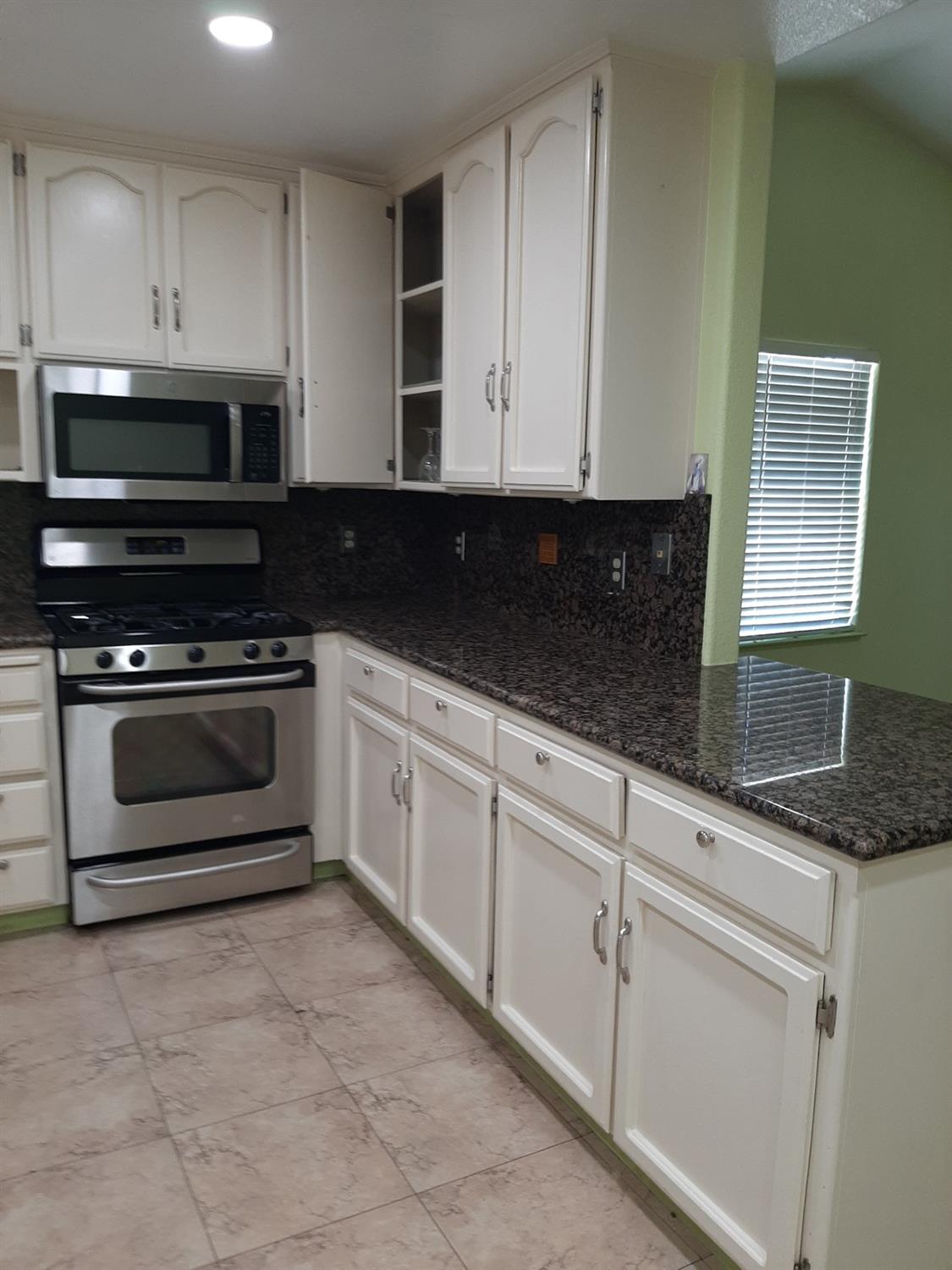 1047 Alexander Ct, Turlock, CA 95380