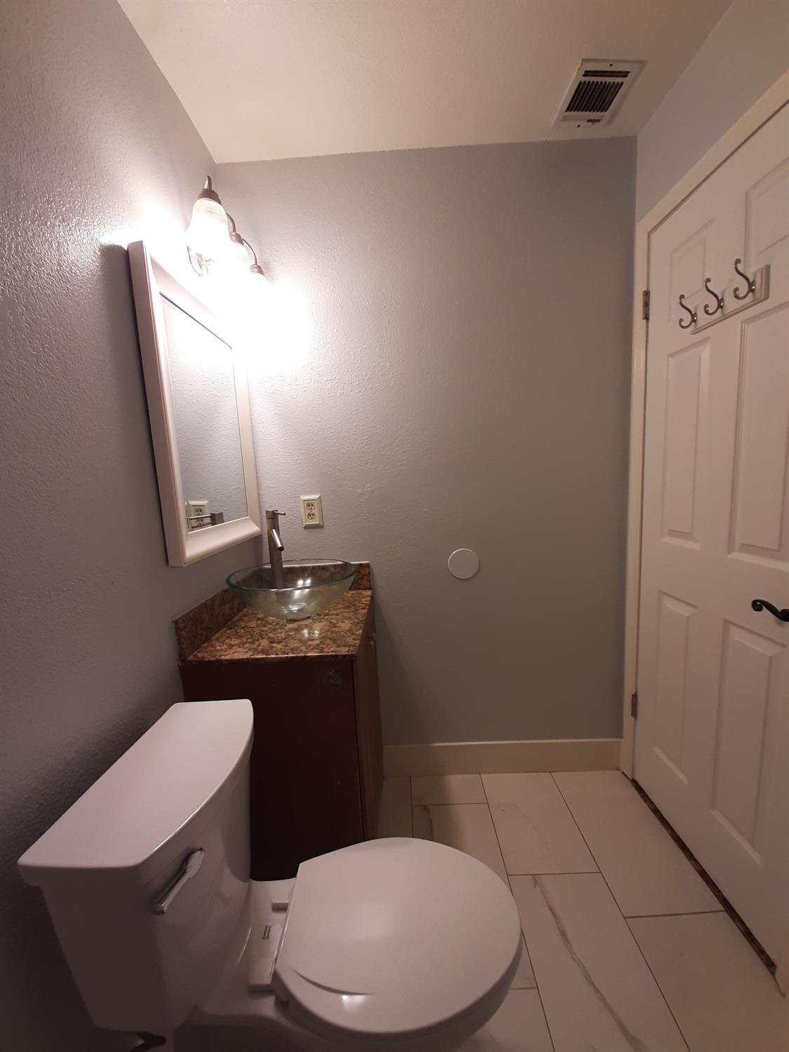 1047 Alexander Ct, Turlock, CA 95380
