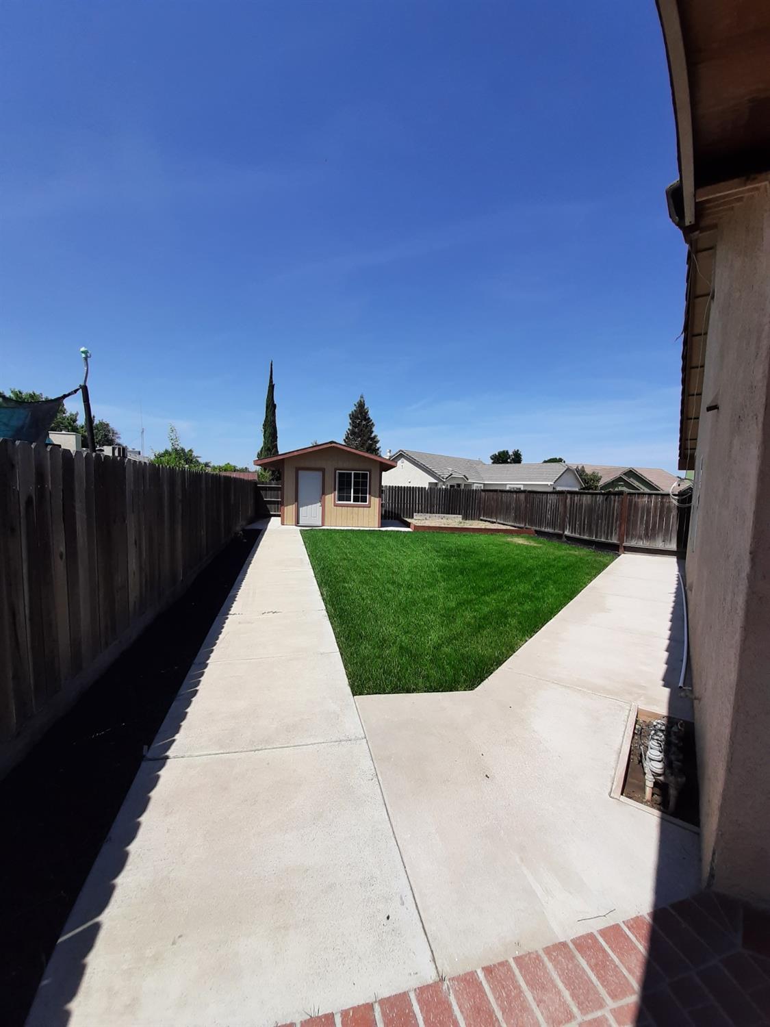 1047 Alexander Ct, Turlock, CA 95380