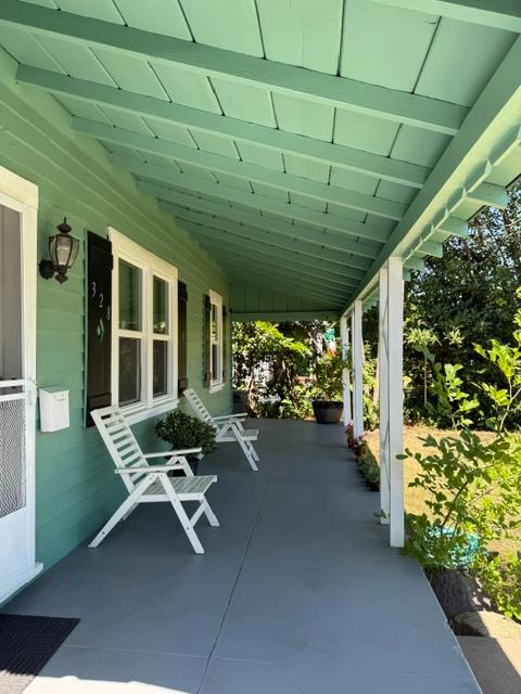 328 E 20th St, Merced, CA 95340