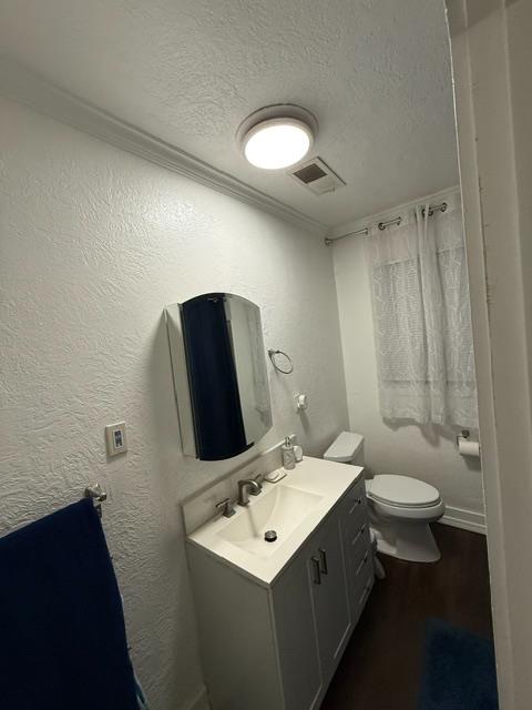 328 E 20th St, Merced, CA 95340