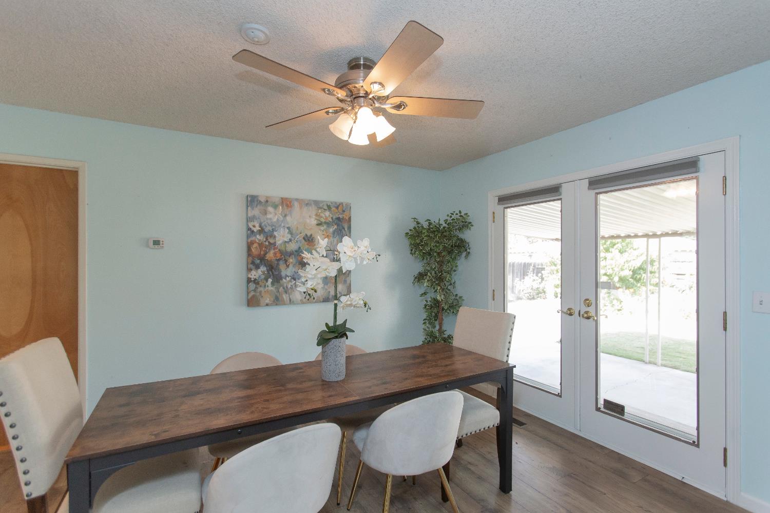 2120 Annhurst Ave, Turlock, CA 95382