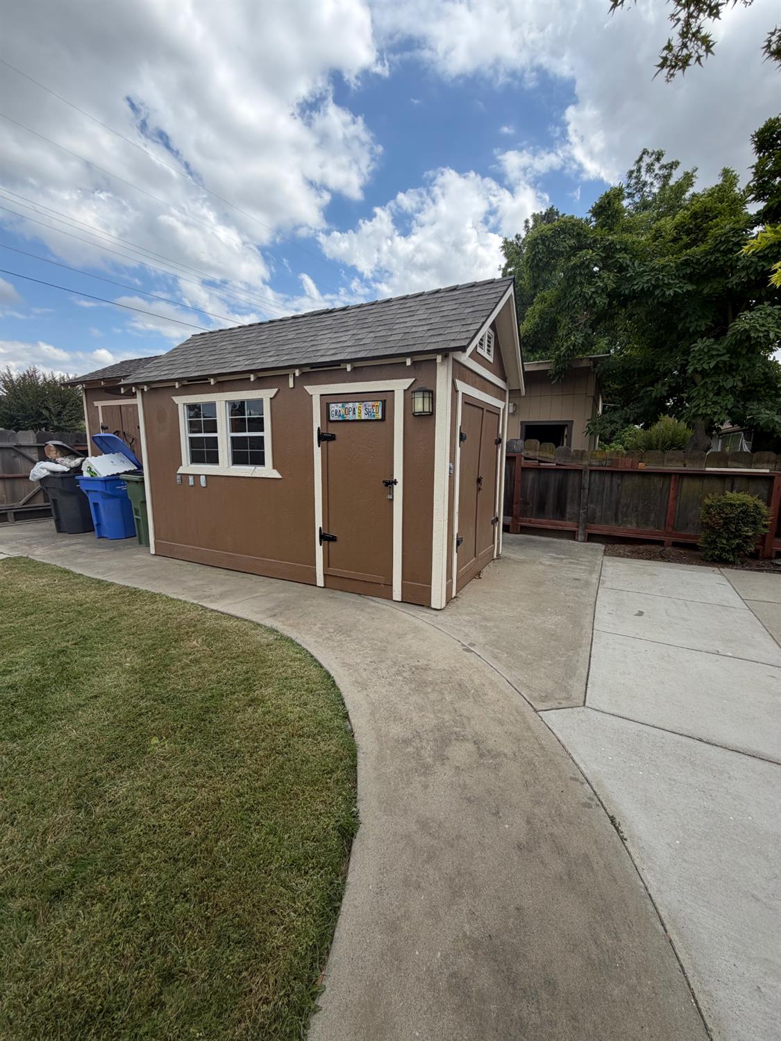 2120 Annhurst Ave, Turlock, CA 95382