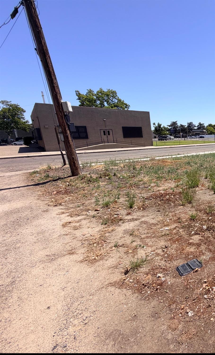 301 W Main St, Turlock, CA 95380