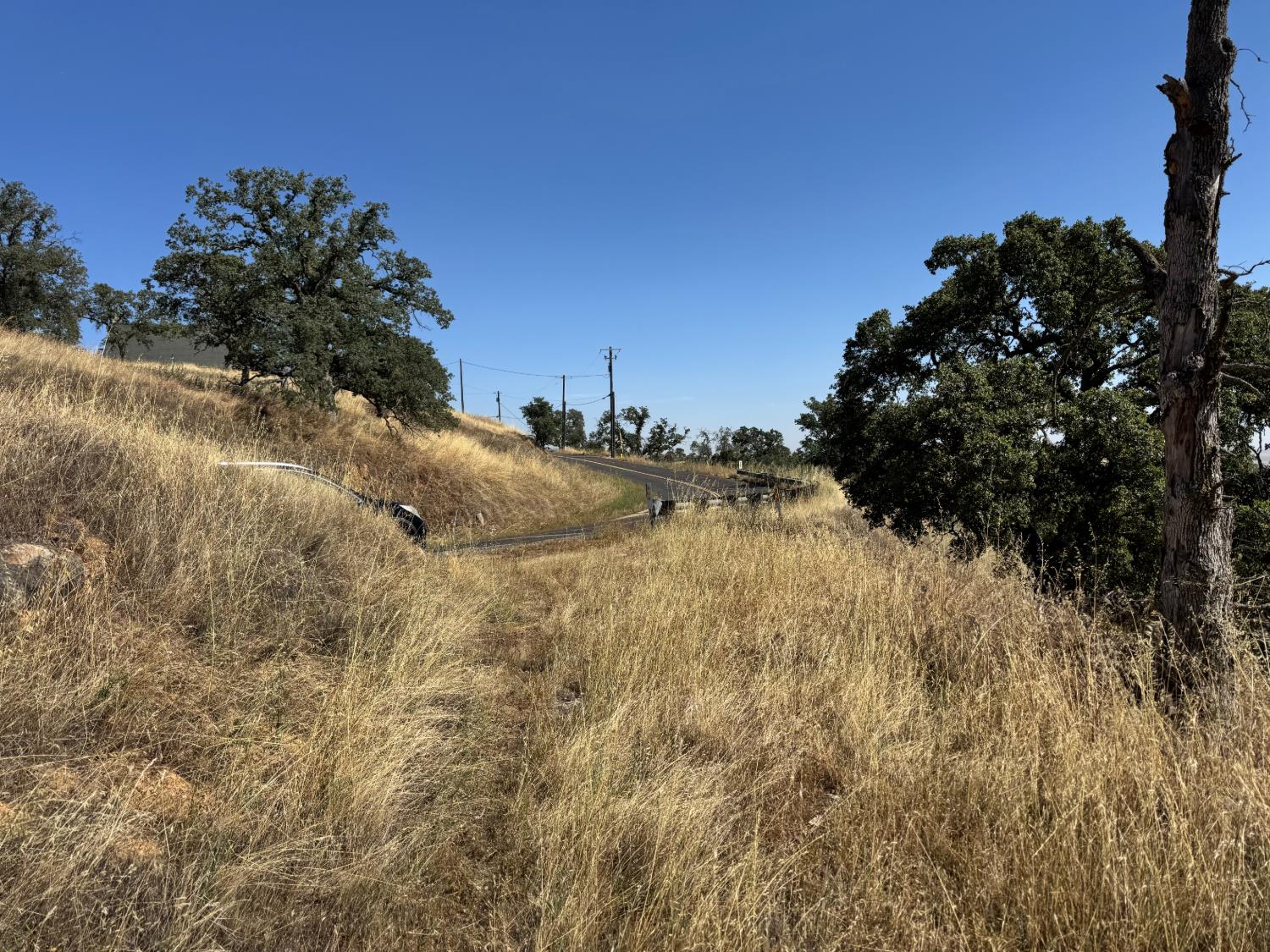 2402 Ranchito Dr, La Grange, CA 95329